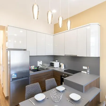 A37 Awesome * 부다페스트