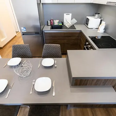 A37 Awesome 부다페스트