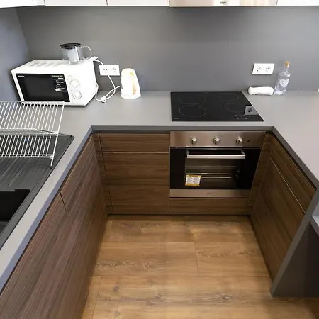 A37 Awesome Apartmán *
